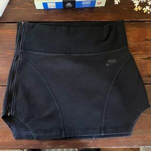 Nike mini skirt, size large.